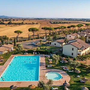 Le Corti Di Montepitti Aparthotel Suvereto